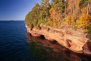 Mainland Sea Caves at Meyer's Beach in the Apostle Islands with fall color