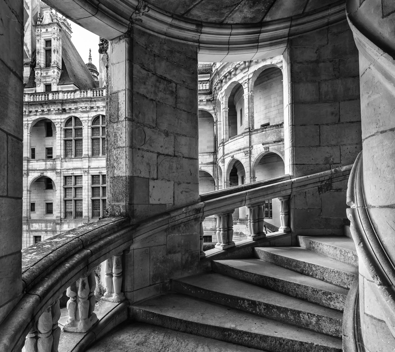 The kings stairway overlooking the keep at chateau de chambord in france
